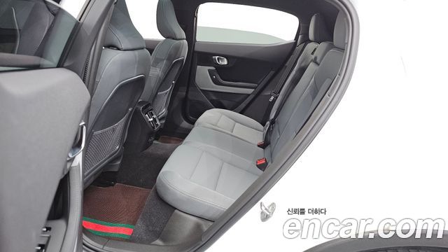 Polestar Polestar 2 2023 — photo 26