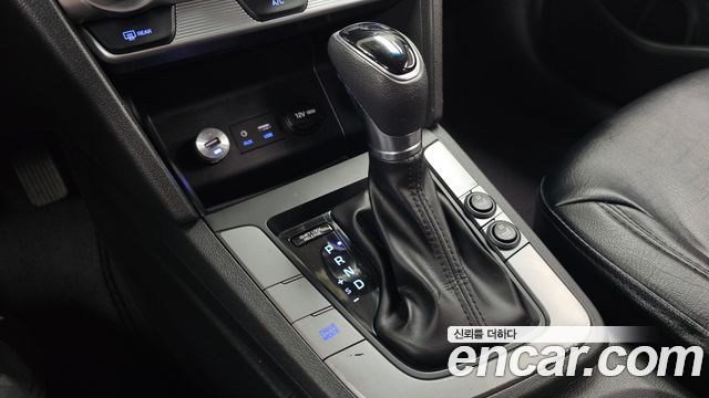 Hyundai AVANTE 2019 — photo 9