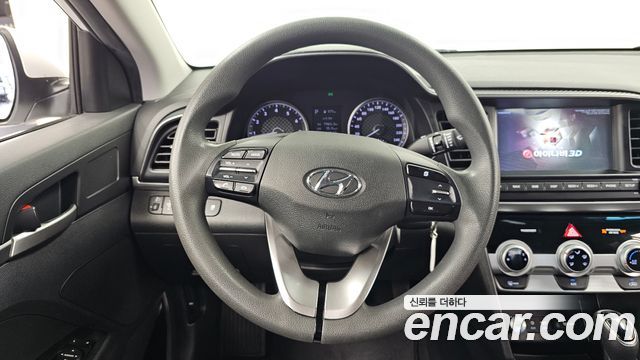 Hyundai AVANTE 2019 — photo 13
