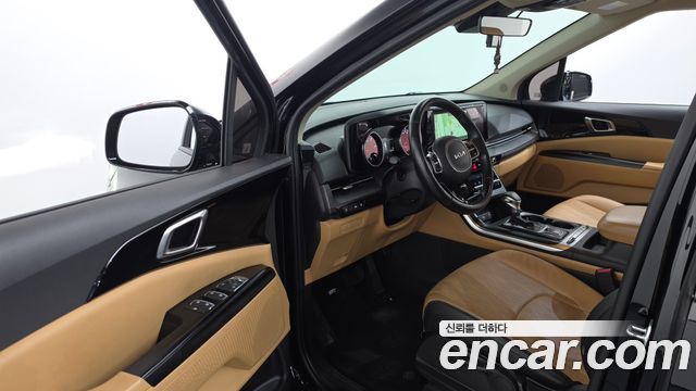 Kia Canival 2022 — photo 10