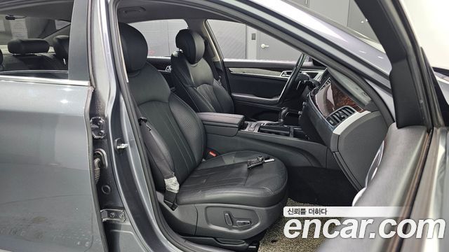 Hyundai Genesis 2016 — photo 12