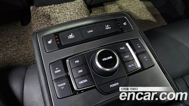 Hyundai Genesis 2016 — photo 20