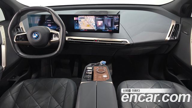 BMW iX 2022 — photo 7