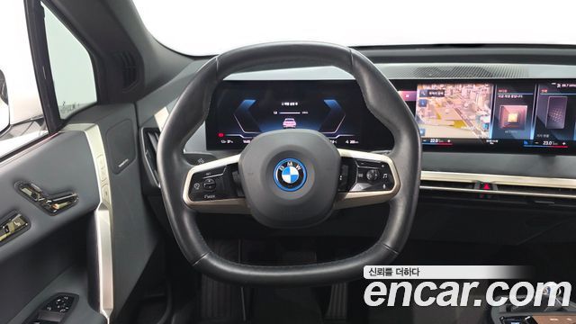 BMW iX 2022 — photo 14
