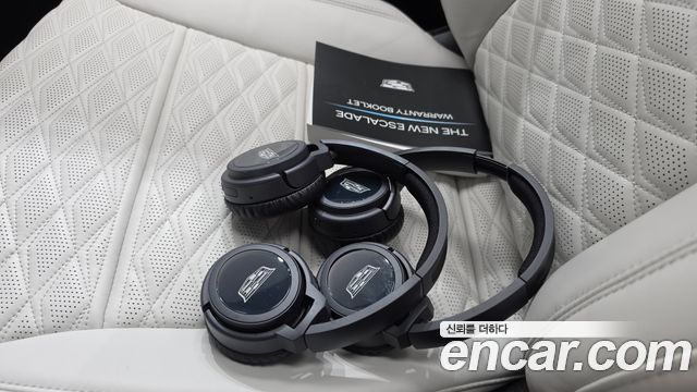 Cadillac Escalade 2026 — photo 37