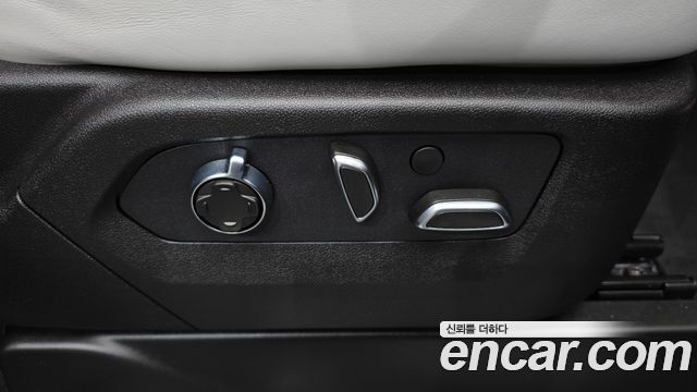 Cadillac Escalade 2026 — photo 38