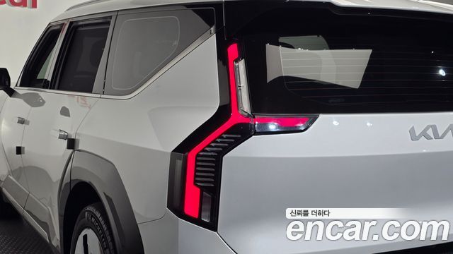 Kia EV9 2024 — photo 9