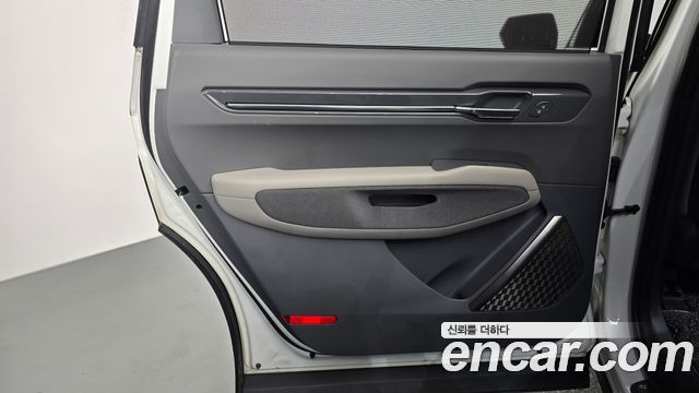 Kia EV9 2024 — photo 15