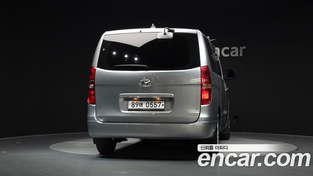 Hyundai Starex 2019 — photo 4