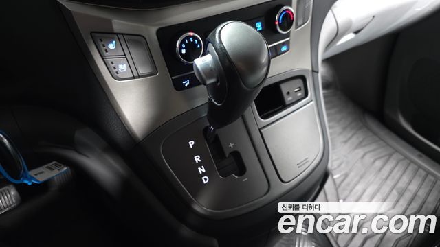 Hyundai Starex 2019 — photo 9