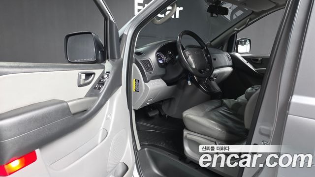 Hyundai Starex 2019 — photo 10