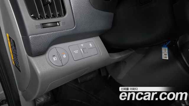 Hyundai Starex 2019 — photo 14