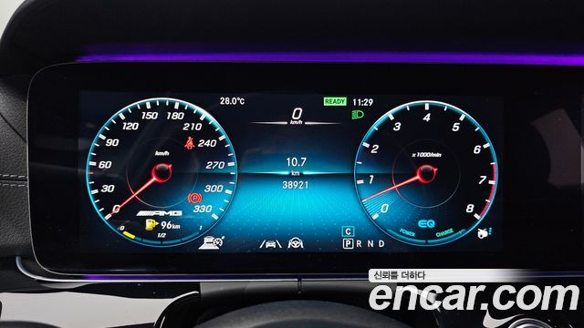 Mercedes-Benz AMG GT 2020 — photo 11