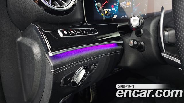 Mercedes-Benz AMG GT 2020 — photo 25