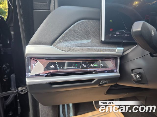 BMW 7-Series 2024 — photo 15