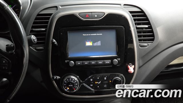 Renault Korea QM3 2015 — photo 20