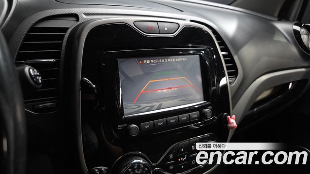 Renault Korea QM3 2015 — photo 21