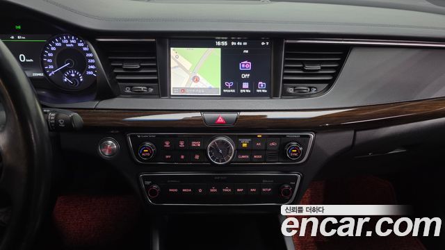 Kia K7 2019 — photo 13