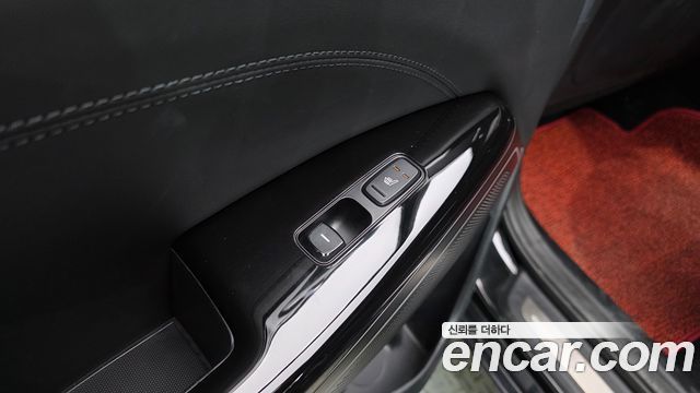 Kia K7 2019 — photo 20