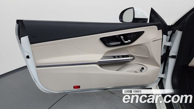 Mercedes-Benz CLE-Class 2025 — photo 14