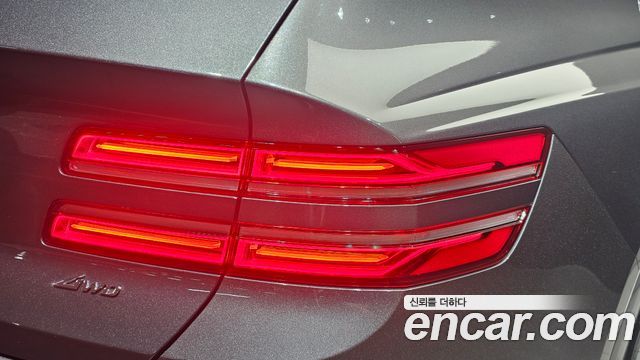Genesis GV80 2021 — photo 9
