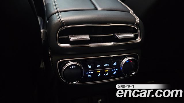 Genesis GV80 2021 — photo 29