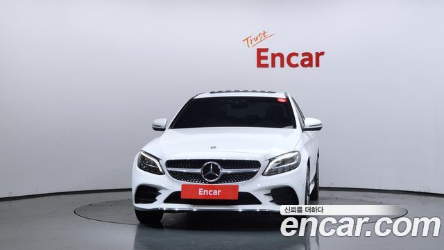 Mercedes-Benz C-Class 2020 — photo 3