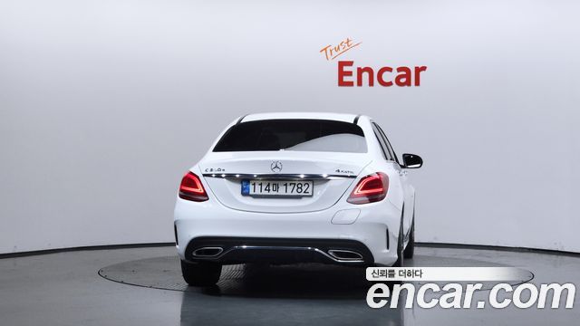 Mercedes-Benz C-Class 2020 — photo 4