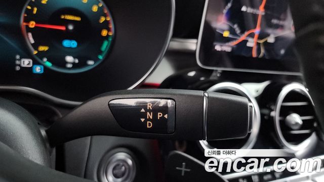 Mercedes-Benz C-Class 2020 — photo 12