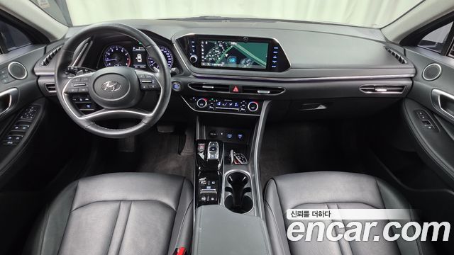Hyundai Sonata 2022 — photo 10