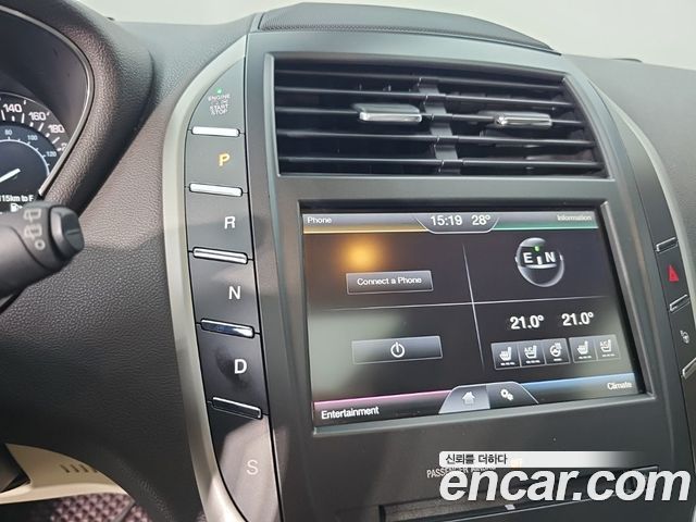 Lincoln MKC 2015 — photo 8