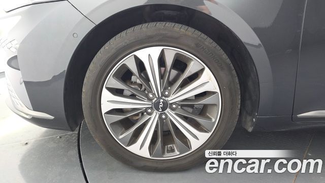 Kia K8 2022 — photo 5