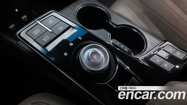 Kia K8 2022 — photo 9
