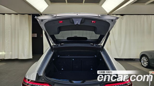 Mercedes-Benz AMG GT 2019 — photo 23