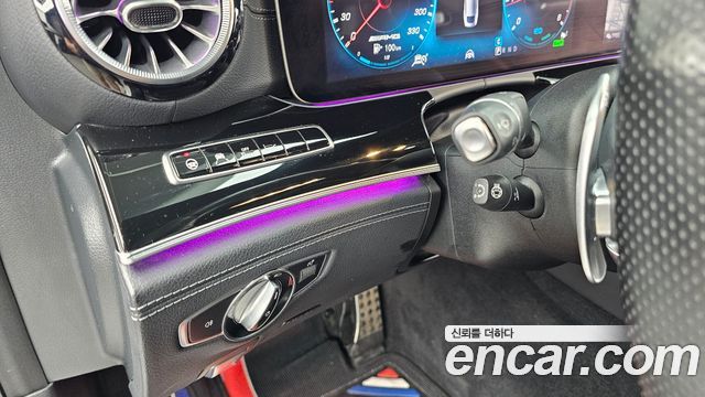 Mercedes-Benz AMG GT 2019 — photo 26