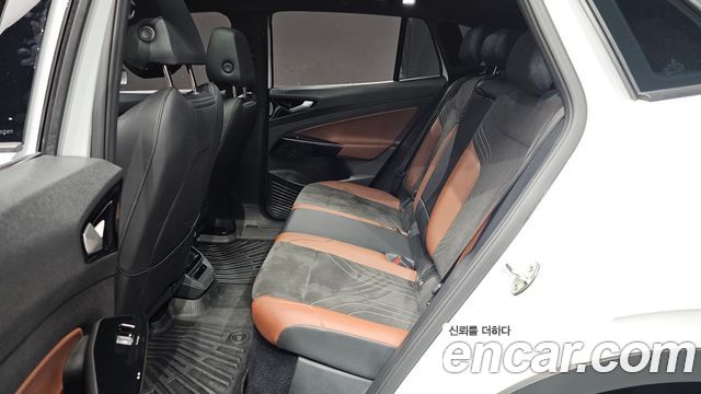 Volkswagen ID.4 2023 — photo 18