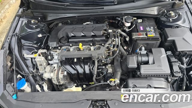 Hyundai AVANTE 2021 — photo 6