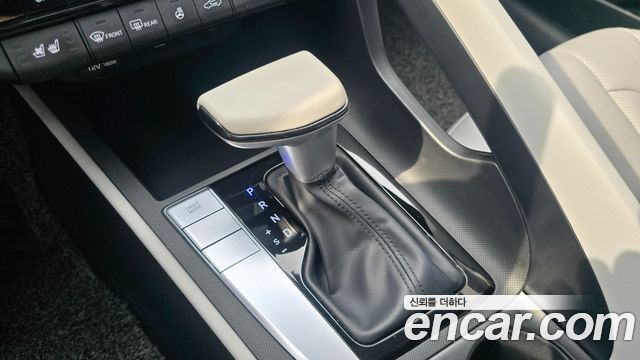 Hyundai AVANTE 2021 — photo 9