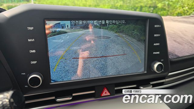 Hyundai AVANTE 2021 — photo 15