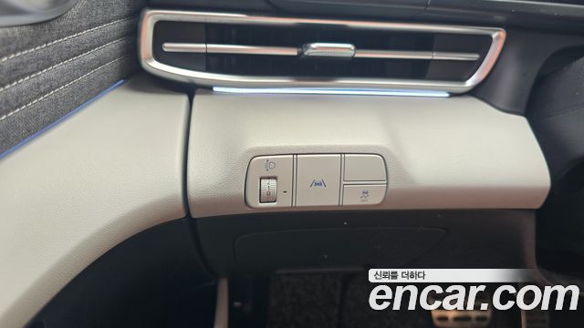 Hyundai AVANTE 2021 — photo 17