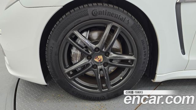 Porsche Panamera 2014 — photo 5