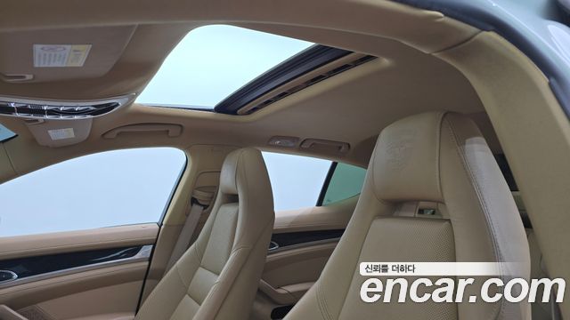 Porsche Panamera 2014 — photo 15