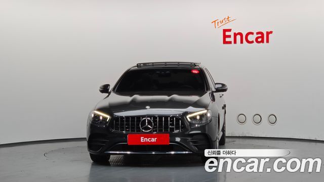 Mercedes-Benz E-Class 2021 — photo 3