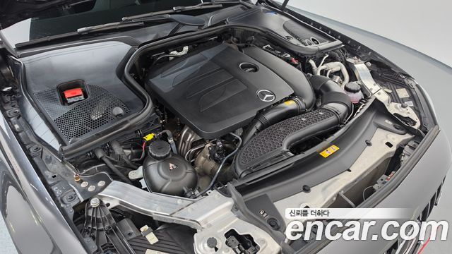 Mercedes-Benz E-Class 2021 — photo 6