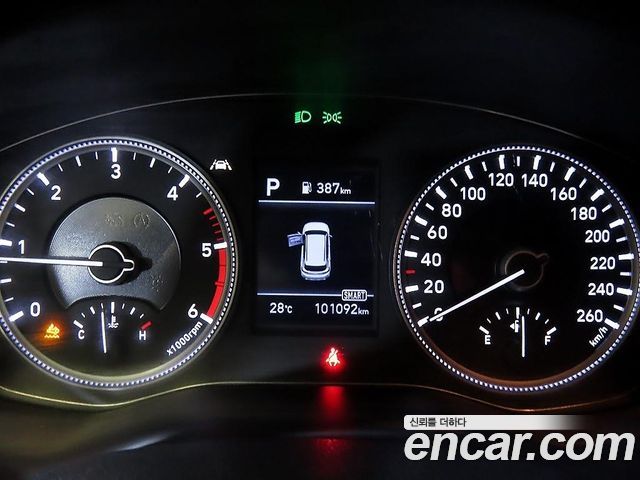 Hyundai Santafe 2019 — photo 9