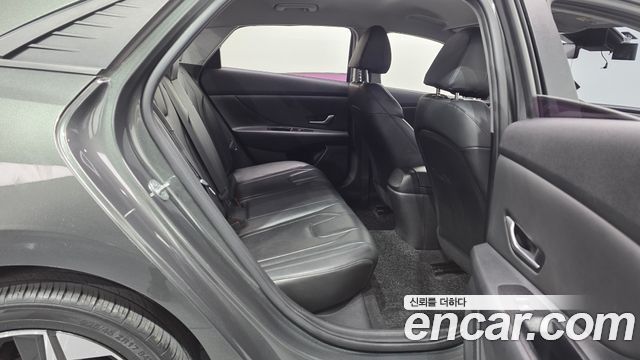Hyundai AVANTE 2021 — photo 12