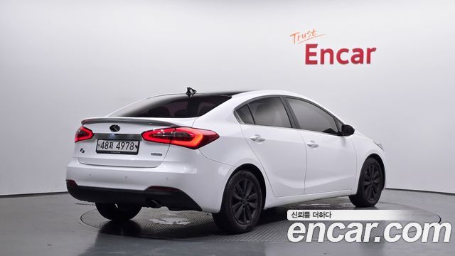 Kia K3 2015 — photo 2