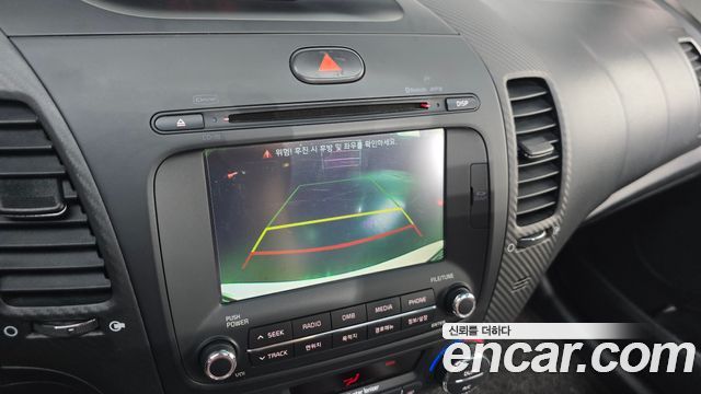 Kia K3 2015 — photo 20