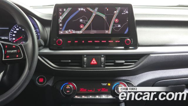 Kia K3 2022 — photo 21