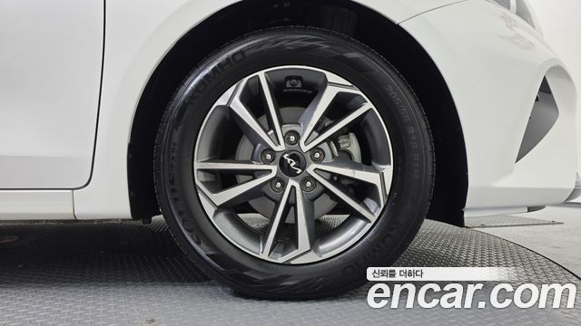 Kia K3 2022 — photo 7